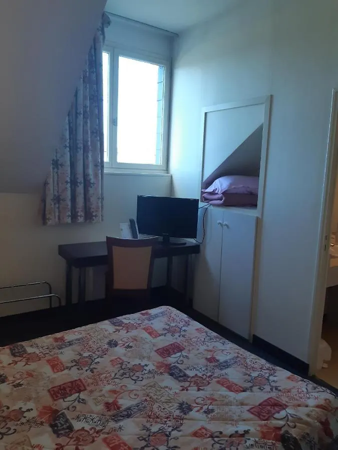 Hotel Les Forges Noyal-sur-Vilaine 2*,