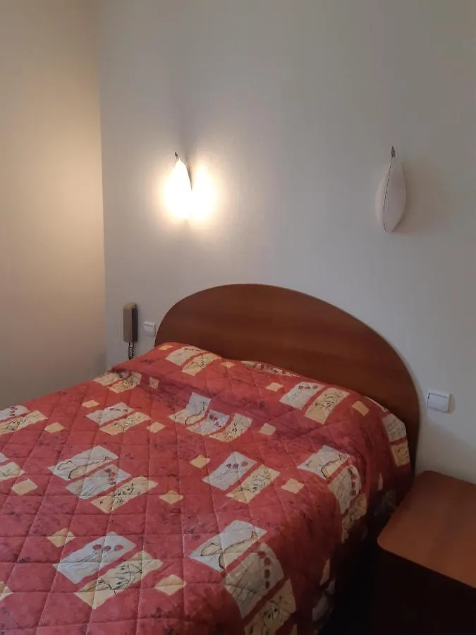 Hotel Les Forges Noyal-sur-Vilaine 2*,  France